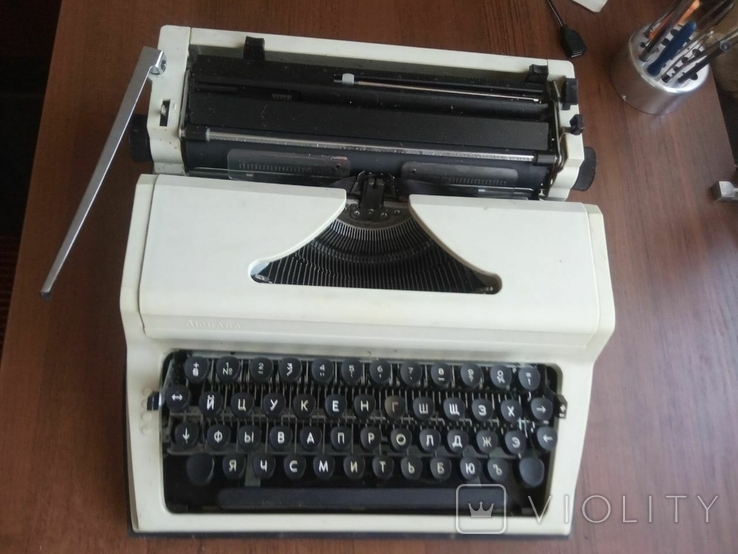 Mechanical typewriter Lyubava (USSR), photo number 2