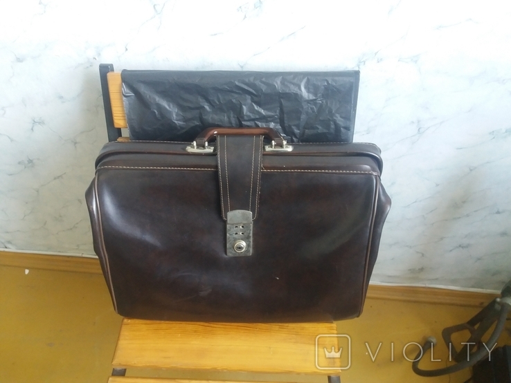 Большой кожанный чемодан СССР, фото №2