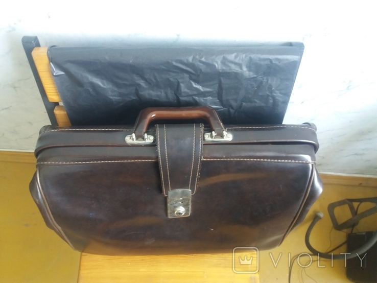 Большой кожанный чемодан СССР, фото №4