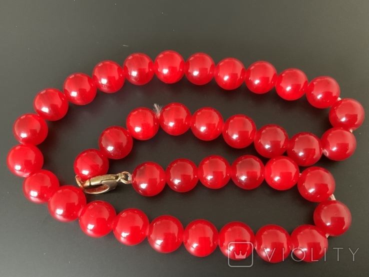 Red glass beads, photo number 3