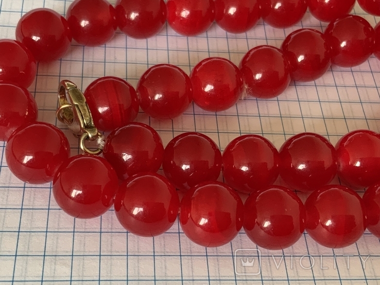 Red glass beads, photo number 8