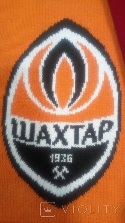 Football fan's scarf.Shakhtar-Barcelona 2011 match, photo number 10