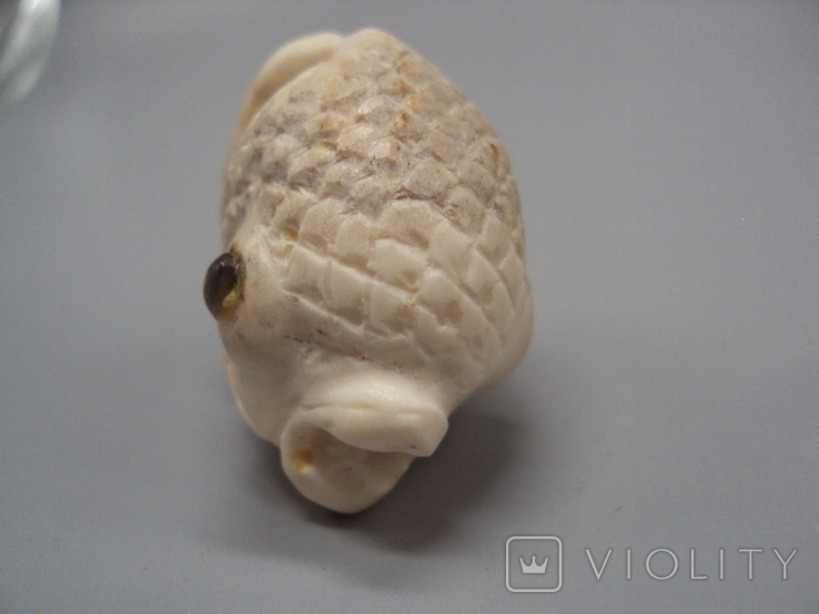 Netsuke figure mammoth bone miniature fish fish figurine height 3.5 cm, weight 20.75 g, photo number 5