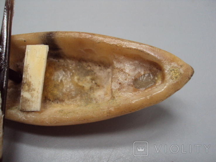 Figure: miniature, whisker, whale, sperm whale and bone, mammoth tusk, boat, sailboat 7x8.2 cm, weight 28 g, photo number 8