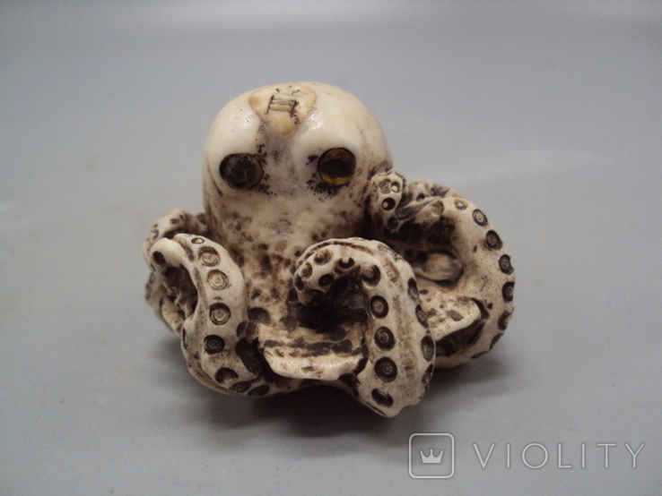 Netsuke figure figurine mammoth bone miniature octopus height 4.2 cm, weight 73.96 g, photo number 2