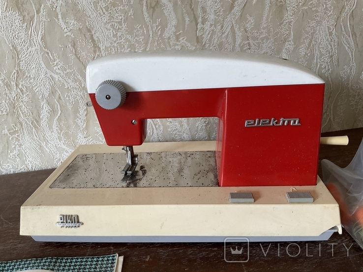 Рикко швейная машинка в родной Коробке, фото №2