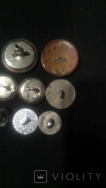 Buttons are different., photo number 6