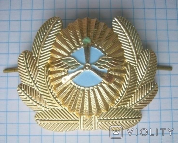 State Aviation Service - golden yellow kokapda in a wreath - aluminum - cabbage, cap badge, photo number 3