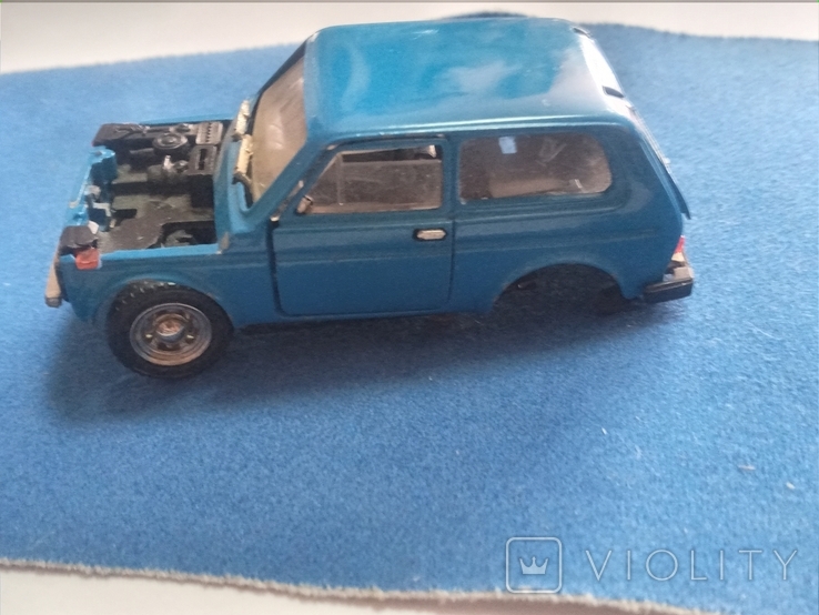 Model Niva Lada 2121 A20 scale 1:43 made in the USSR.