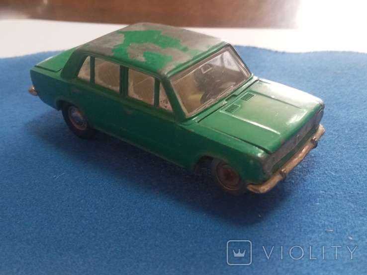 Model Vaz 2101 (penny) made in the USSR, scale 1:43.