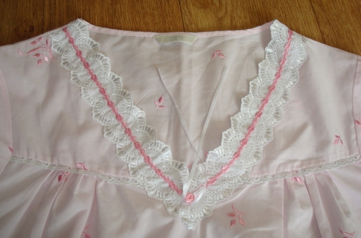 MarksSpenser Красивая и нежная ночнушка розовая с кружевом и вышивкой UK16-18, фото №7