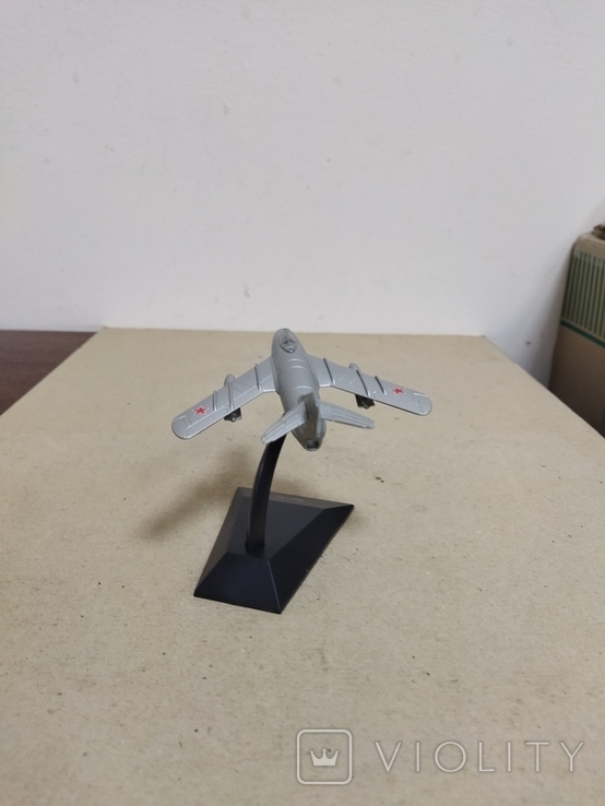 Aircraft model MiG-17, DeAgostini, photo number 5