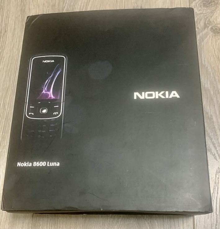 Nokia 8600 Luna, фото №3