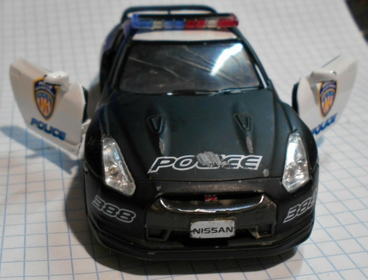 Машинку Kismart NISSAN GT-R 2009 R35 POLICE, фото №4