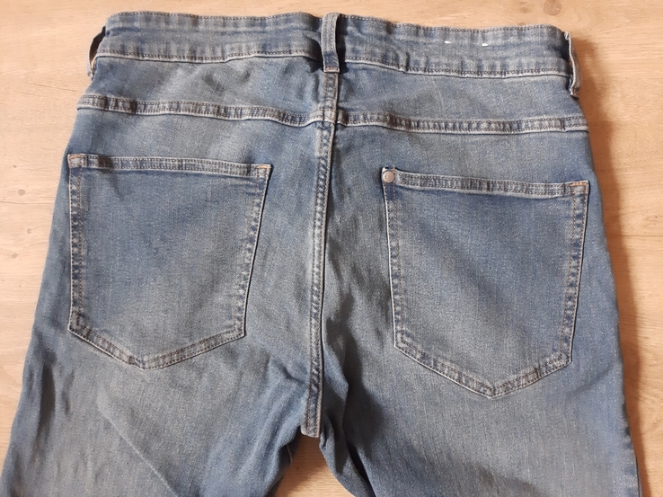 Модные мужские зауженные джинсы HgM оригинал в хорошем состоянии, фото №5