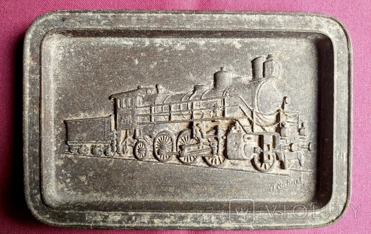 Business card holder / ashtray - Steam locomotive.