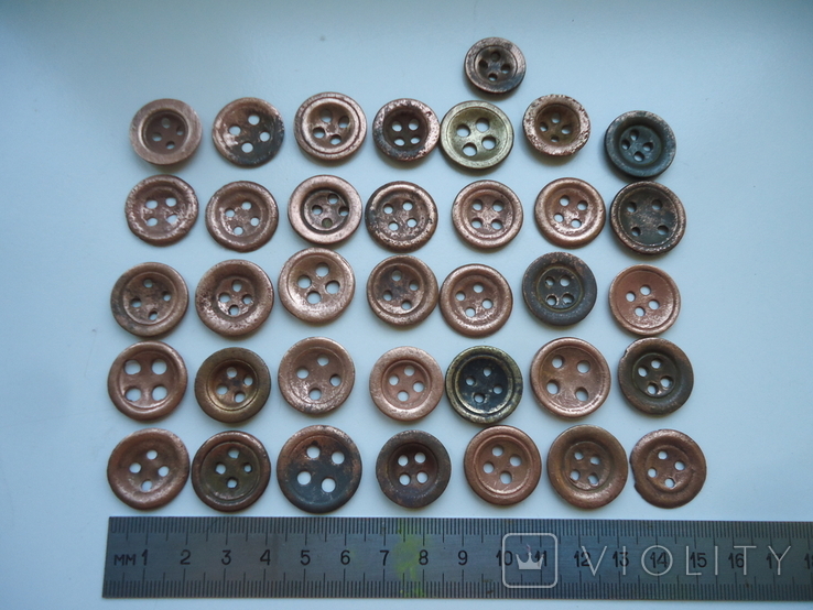 The buttons are bronze., photo number 2