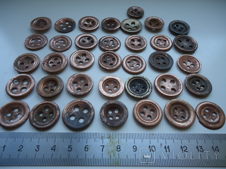 The buttons are bronze., photo number 3