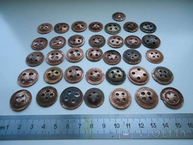 The buttons are bronze., photo number 5