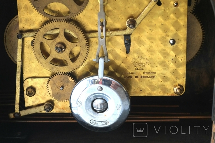 Quarter-striking mantel clock with GARRARD key England., photo number 7