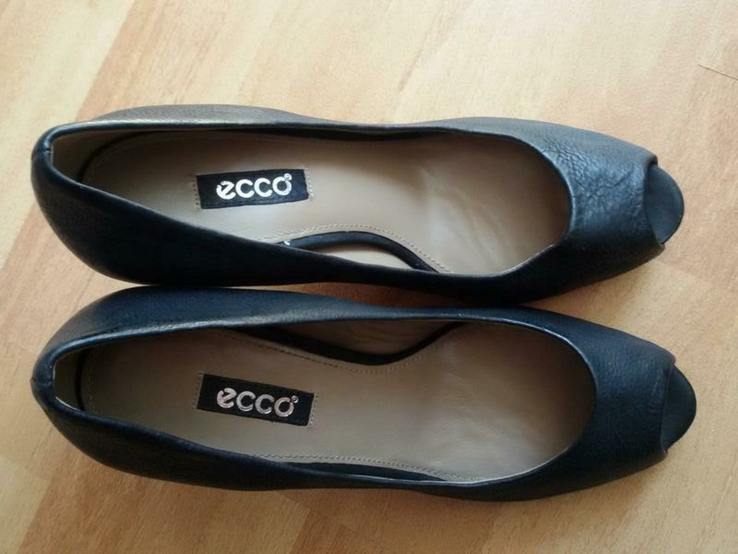 Элегантные кожаные туфли лодочки от Ecco (Дания). р.39,40,41, photo number 3