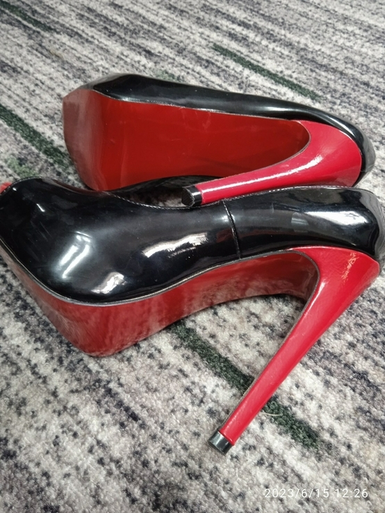 Туфлі чорні з червоним 38 розмір, фото №2