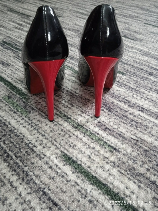 Туфлі чорні з червоним 38 розмір, numer zdjęcia 3