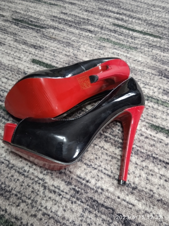 Туфлі червоні з чорним на каблуці 37 розмір, фото №2