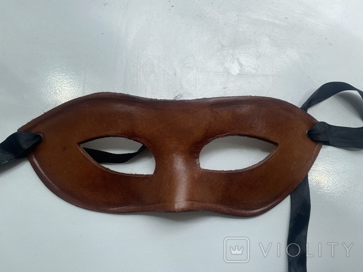 Кожаная маска, фото №13