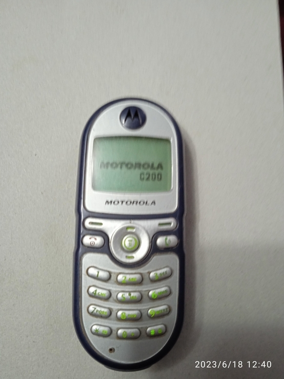 Кнопковий телефон Motorola, фото №4