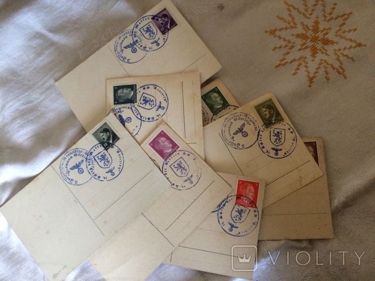 13.25. 8 pocztówek ze znaczkami z okresu wojny i znaczkami nowożytnymi III Rzeszy
