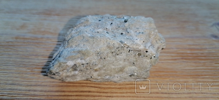 Мінерал Пірит в гірській породі, фото №3