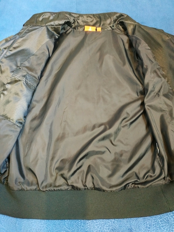 Куртка легка жіноча утеплена PUMA р-р М, фото №11