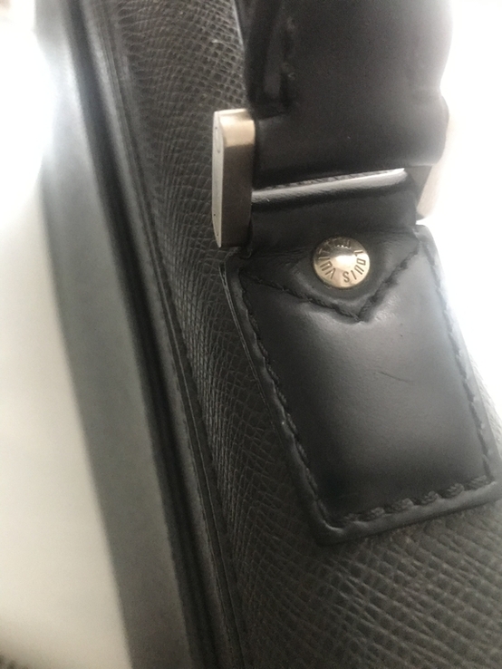 Louis Vuitton Robusto 2 Briefcase Taiga Leather, фото №4