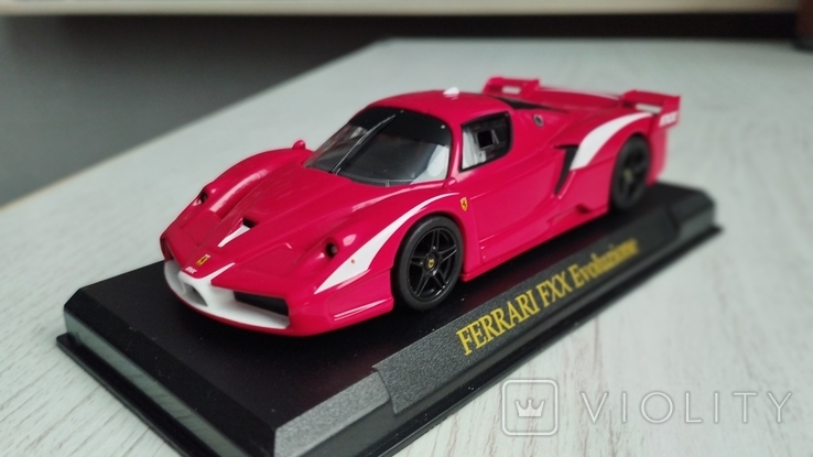 1:18 HOT WHEELS Elite Ferrari FXX Evoluzione rouge (comme neuf