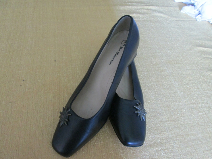 Туфлі жіночі з брошкою-едельвейсом, фото №3