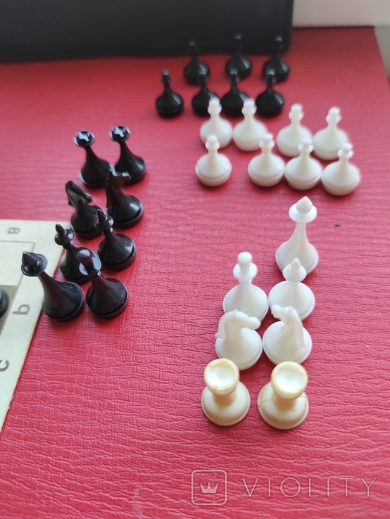 Шахи, доміно, шашки, фото №4