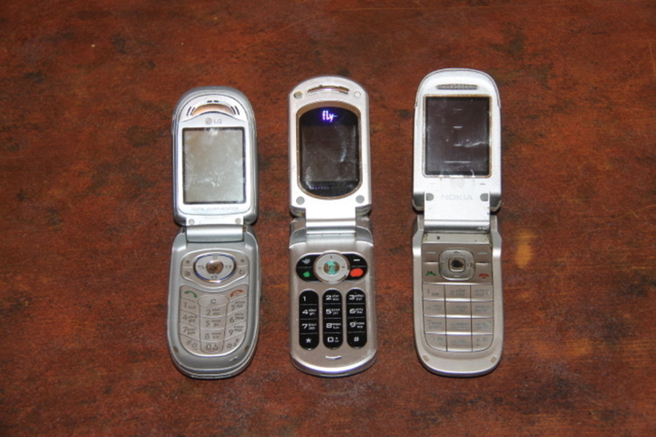 Три телефона. №63.232, фото №5