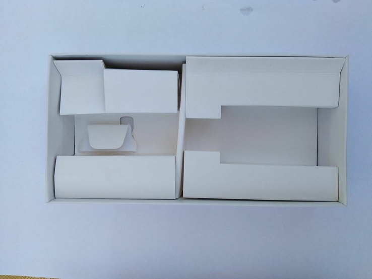 Коробка с смартфона Redmi 6, фото №4