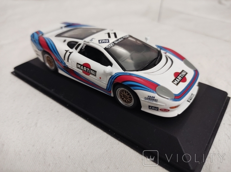 JAGUAR XJ 220 Gris MINICHAMPS 1:43 de reference 430 102222