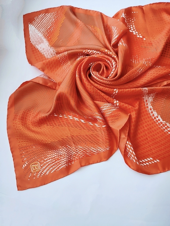 100% шовковий платок хустка Balmain Limited Edition, фото №3