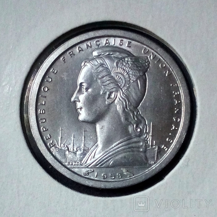 Мадагаскар 1 франк 1958 г., фото №5