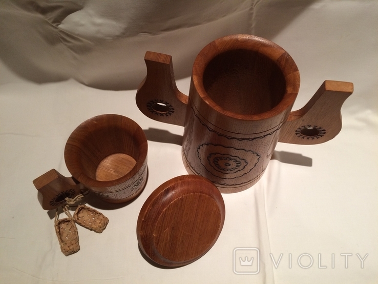 Декоративные деревянная кружка и бочонок, фото №4
