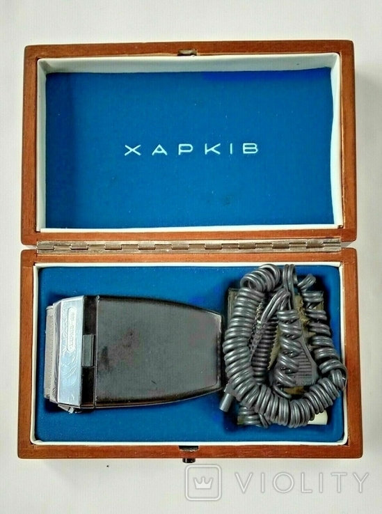 Радянська електробритва ХАРКІВ-109 110/220В сувенірна коробка СРСР 1979, фото №5