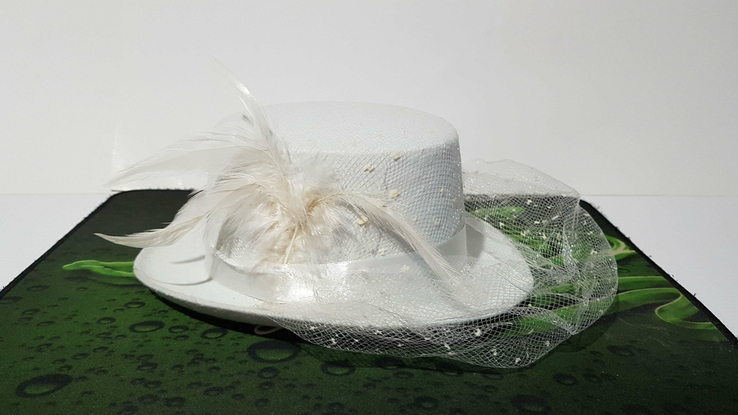 Шляпка с белой вуалью, фото №3