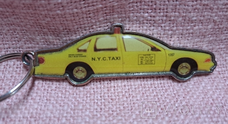 Брелок корпоративный New York City Taxi, Ford Crown Victoria, автомобиль, фото №5