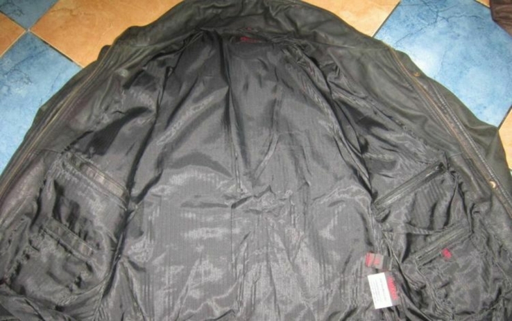 Велика шкіряна чоловіча куртка MADDOX. 68р. Німеччина. Лот 1090, фото №9