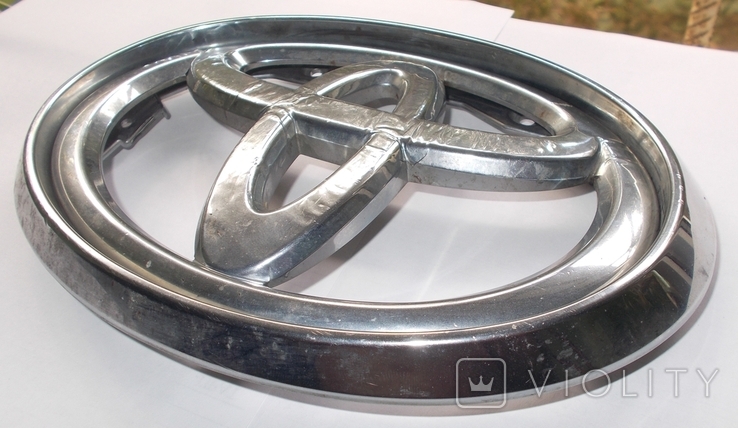 Эмблема Toyota, фото №7