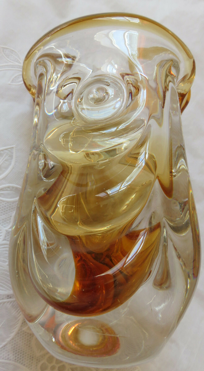 Небольшая массивная хрустальная ваза для цветов, художественное стекло, фото №5