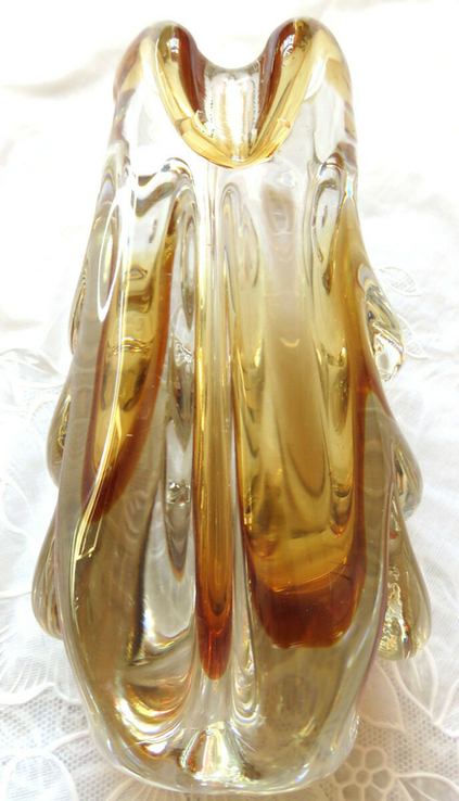 Небольшая массивная хрустальная ваза для цветов, художественное стекло, фото №6